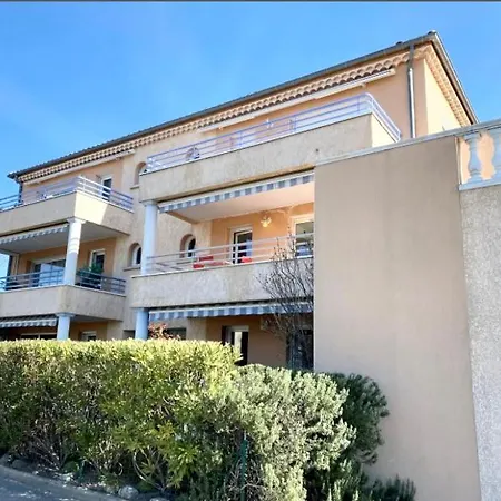 Beau 77m2, 5p, Avec Solarium 100m2 Apartamento Aubenas