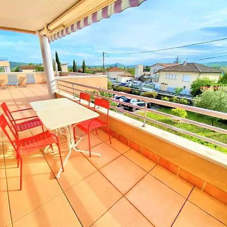 Apartamento Beau 77m2, 5p, Avec Solarium 100m2 *