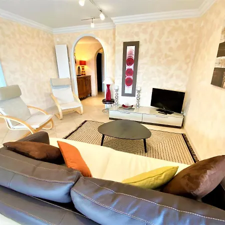 Beau 77m2, 5p, Avec Solarium 100m2 Apartamento
