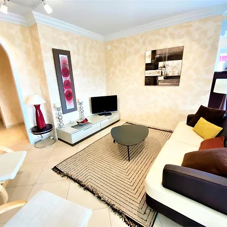 Beau 77m2, 5p, Avec Solarium 100m2 Apartamento Aubenas