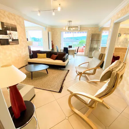 Apartamento Beau 77m2, 5p, Avec Solarium 100m2