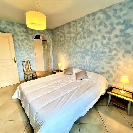 Beau 77m2, 5p, Avec Solarium 100m2 * Aubenas