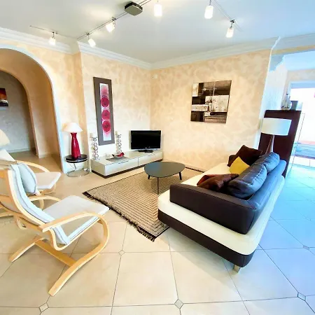 Beau 77m2, 5p, Avec Solarium 100m2 Aubenas